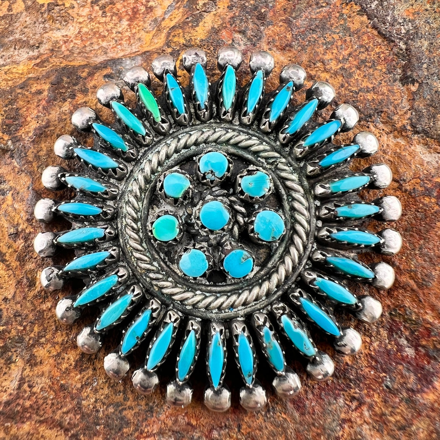 Vintage Zuni Needlepoint Brooch - Estate