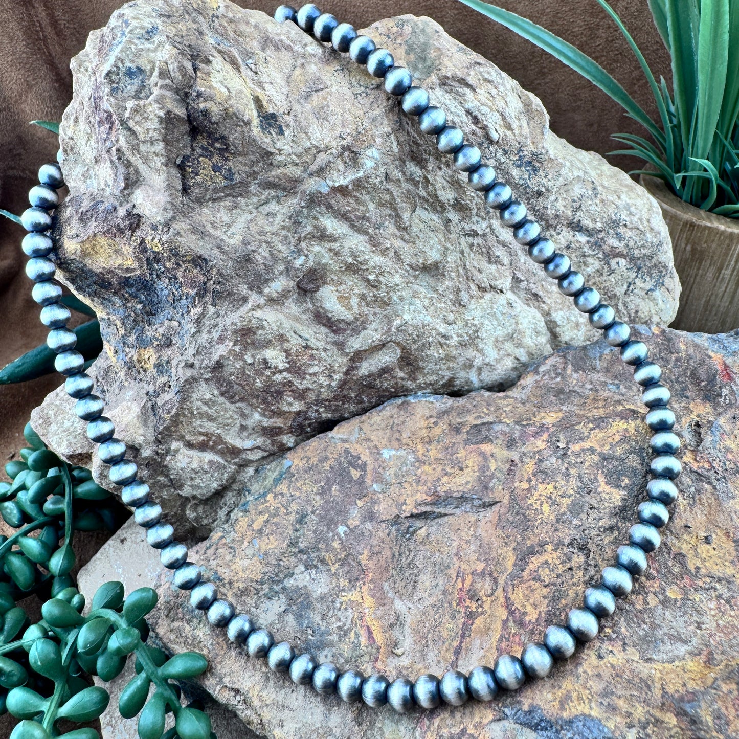 18" Navajo Pearl Necklace – 6mm Sterling Silver Navajo Pearls