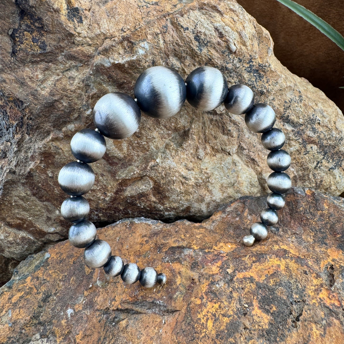 Graduated Navajo Pearl Bracelet – Oxidized Sterling Silver