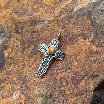 Elgin Tom orange spiny oyster geometric cross pendant