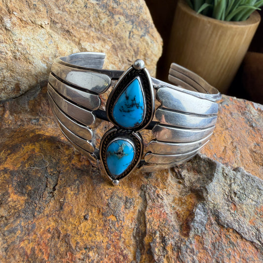 Vintage - Navajo Style Double Turquoise Teardrop Feather Cuff Bracelet - Estate
