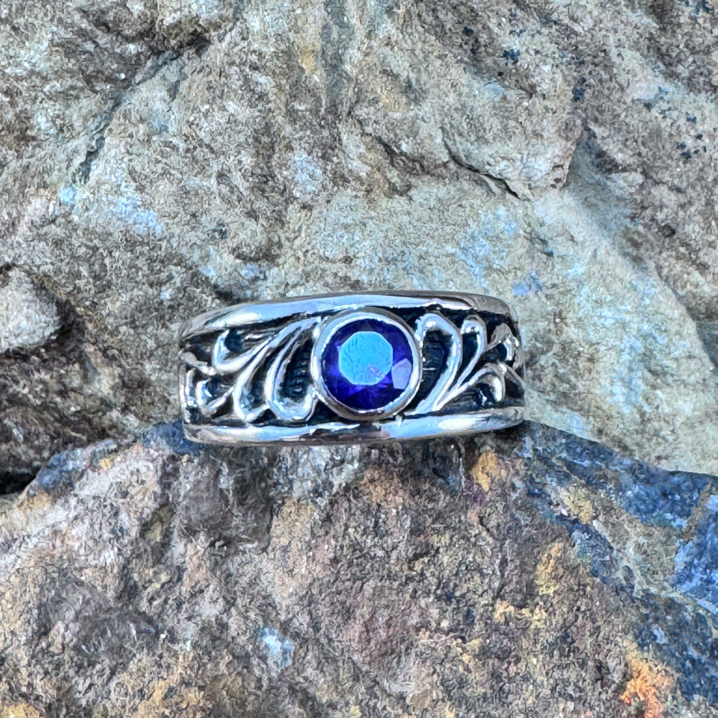 David Rosales Sterling Silver Country Scroll Ring w/ Amethyst