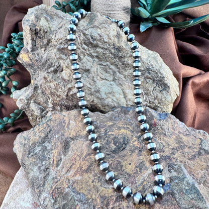 Navajo Pearl Sterling Silver Bench Bead Necklace – 16"