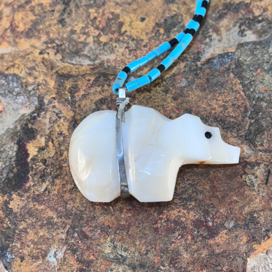 Vintage - Zuni Bear Fetish Necklace with Heishi Beads - Estate