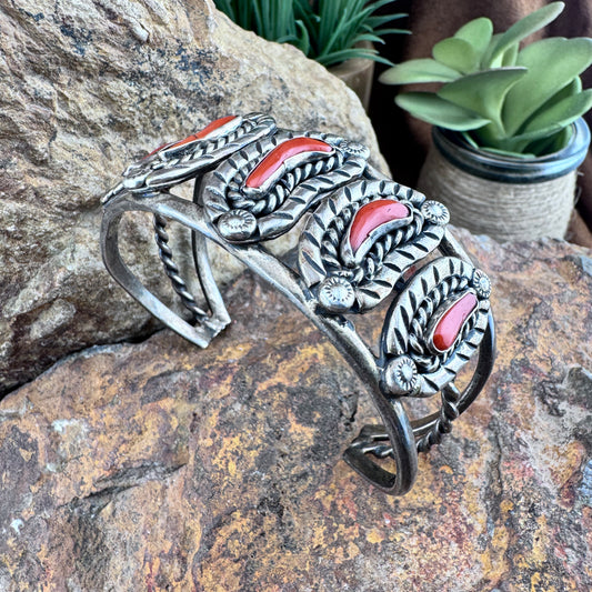 Vintage - Navajo Bracelet with Mediterranean Red Coral - Estate