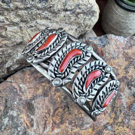 Vintage - Navajo Bracelet with Mediterranean Red Coral - Estate