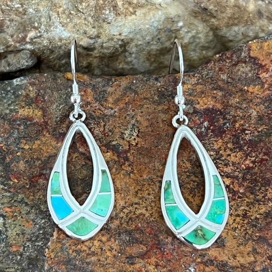 showcase the spectacular Green, Blue and Yellow hues of Sonoran Gold Turquoise from Mexico.