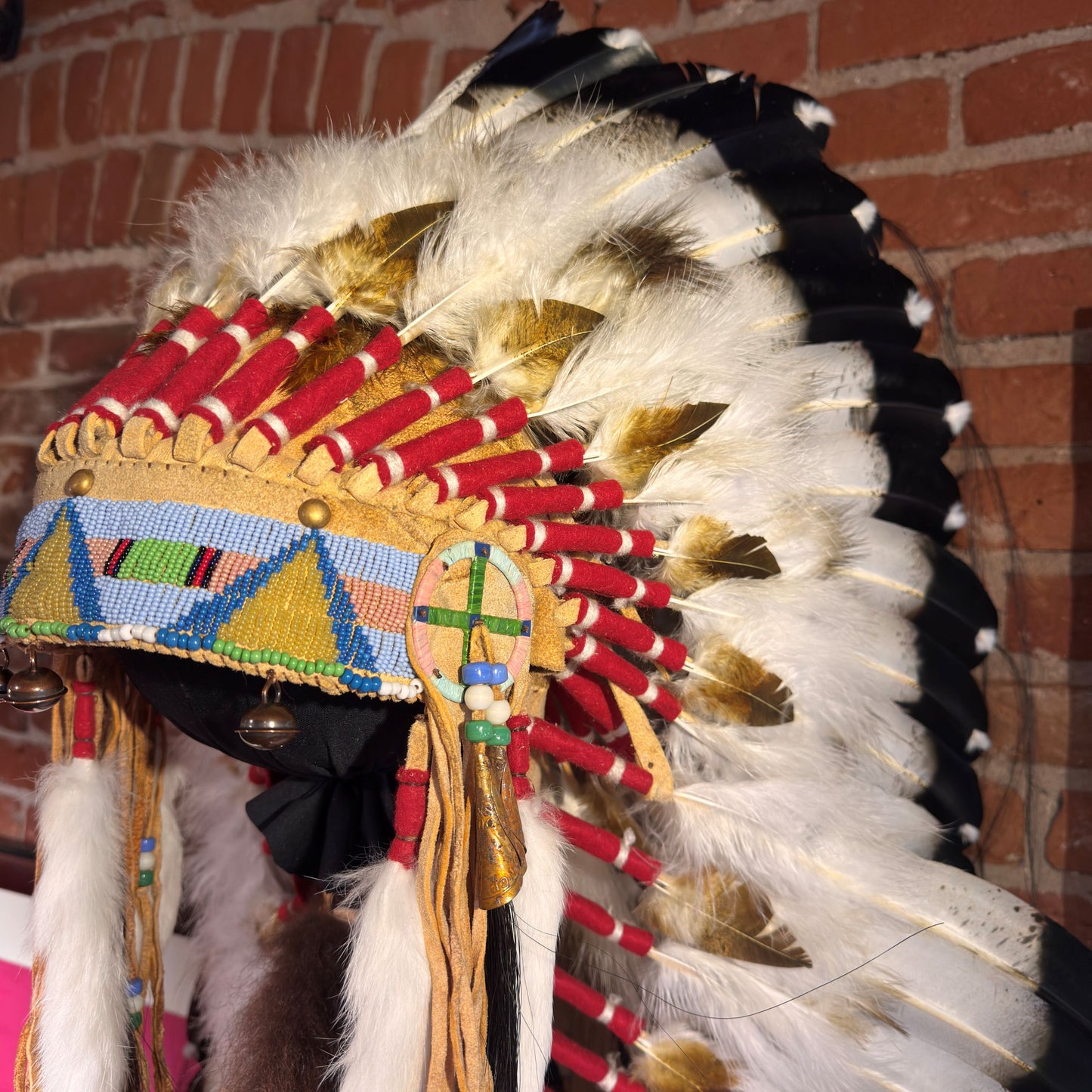76" Victory Headdress w/ Double Trailer by Russ Kruse