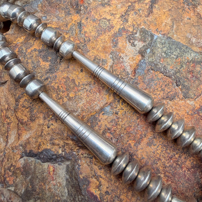 close up torpedo beads
