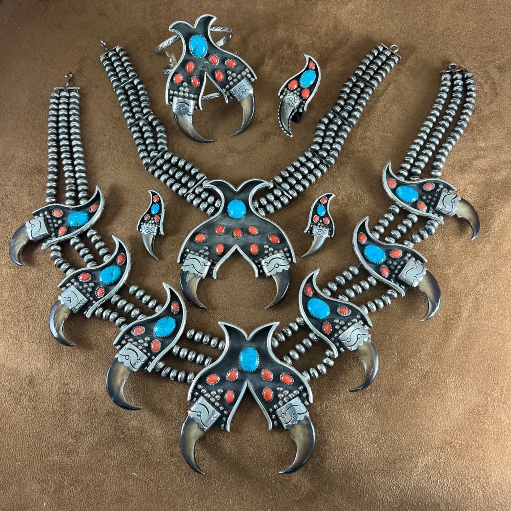 Sold at Auction: BEAR CLAW TURQUOISE NECKLACE STERLING SILVER